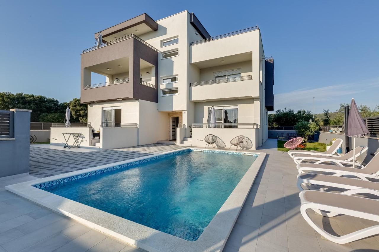 Apartments Evita Bibinje Exterior foto